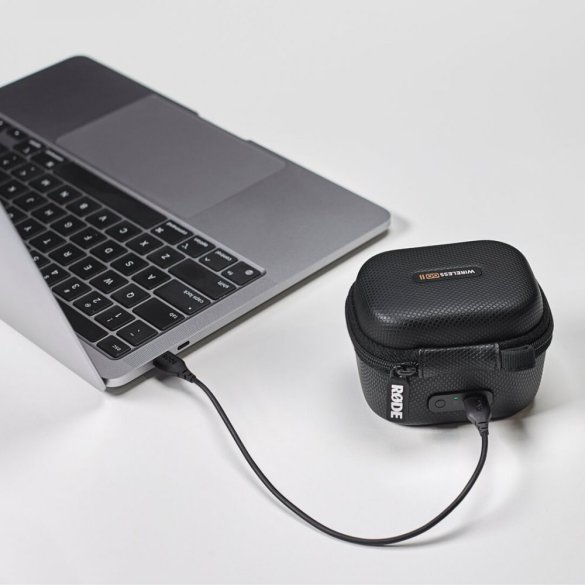 Wireless GO II Charge Case